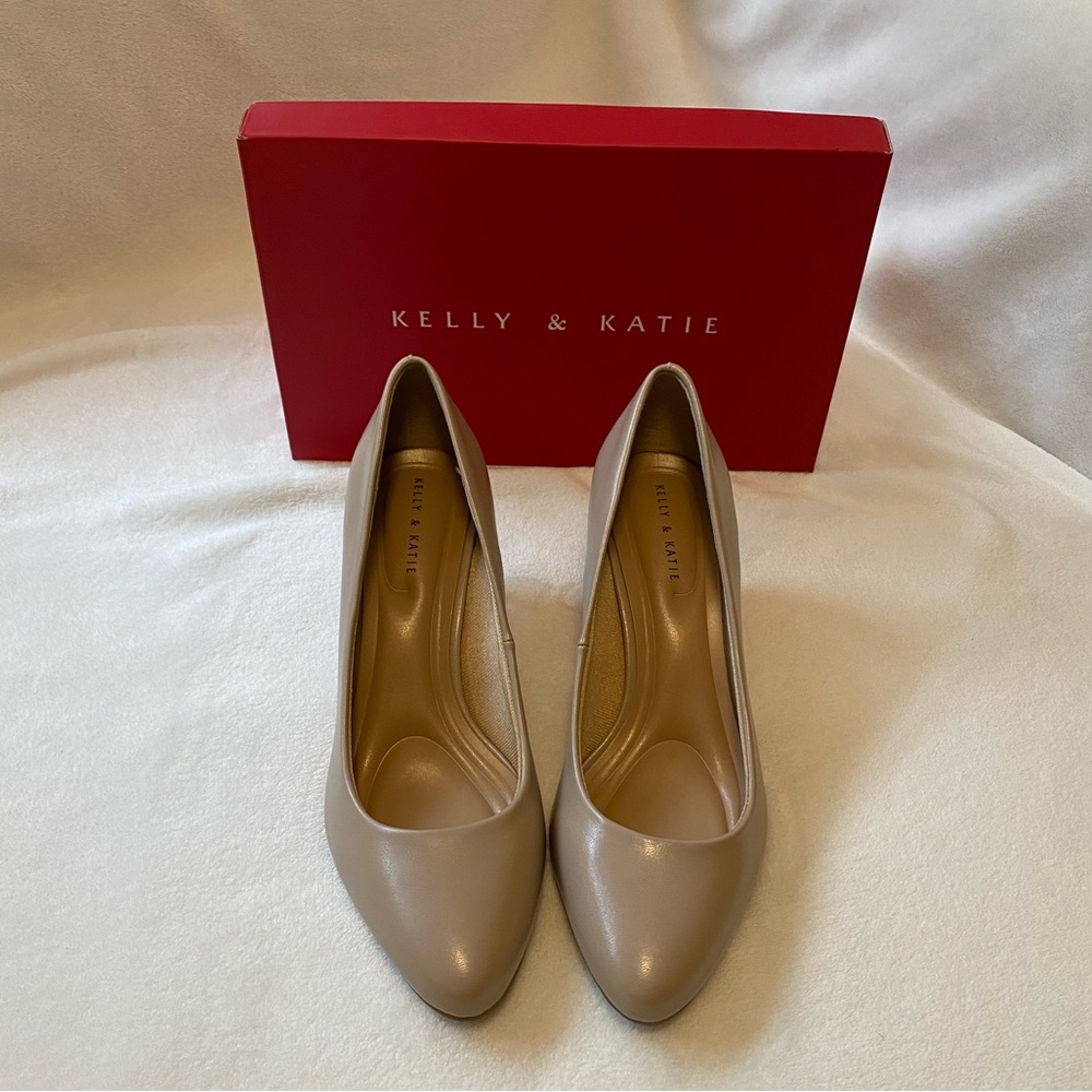 Kelly & Katie heels - taupe - US 8 1/2 W